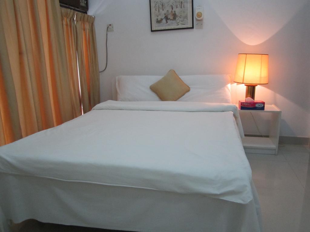 Qurum Beach Hotel Muscat Exterior photo