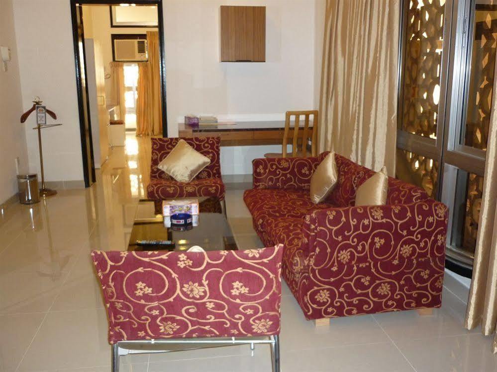 Qurum Beach Hotel Muscat Exterior photo