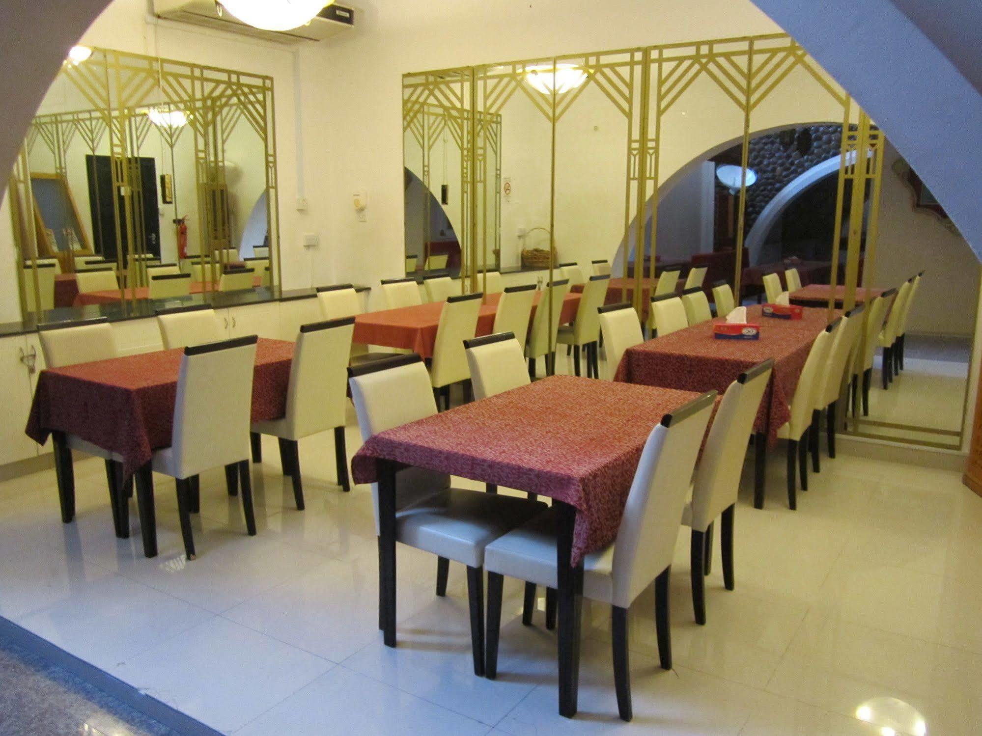 Qurum Beach Hotel Muscat Exterior photo